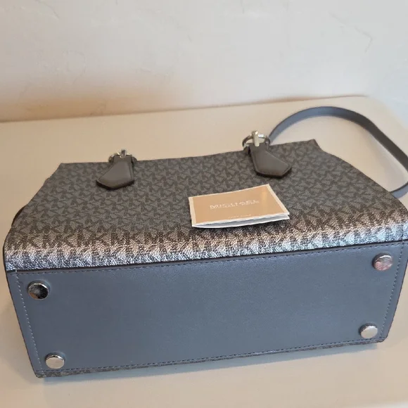 Michael Kors Gray Signature MK Medium Zip Satchel Crossbody - Picture 9 of 12